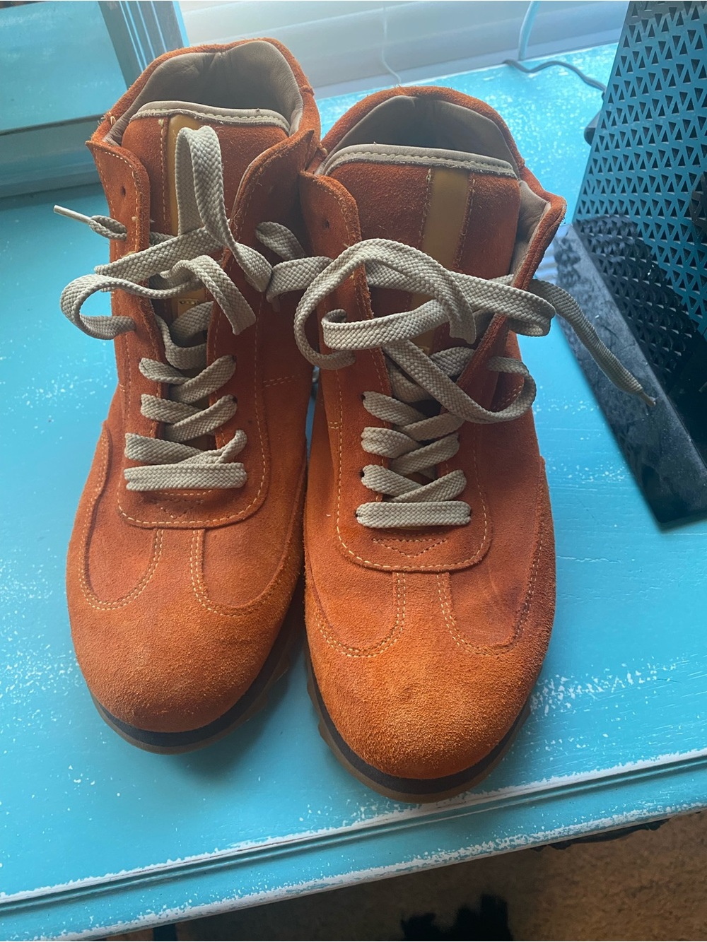 Dooney & Bourke Naranja Gamazua Rust Orange Suede boots with Cream Laces